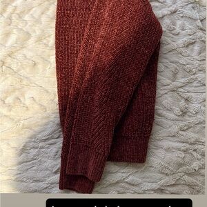 Cozy Burgundy Crew Neck Sweater